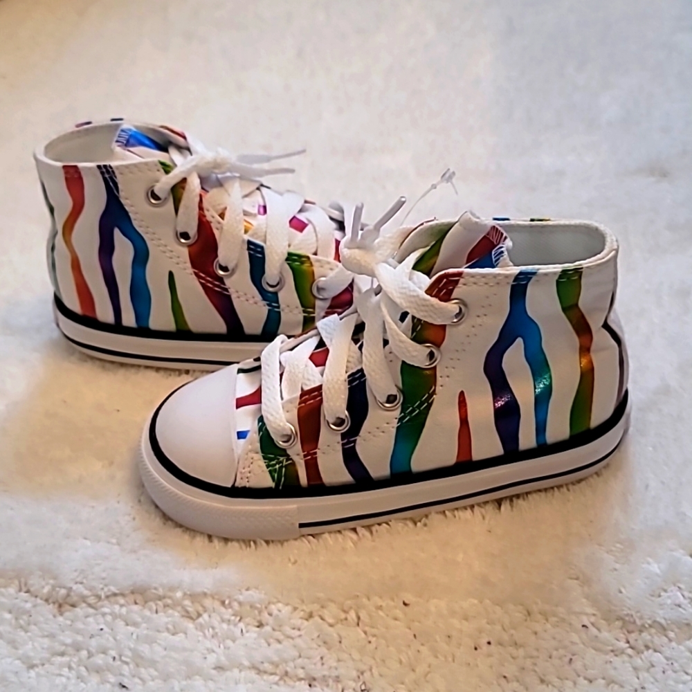 NWOB!!! GIRL'S RAINBOW ZEBRA HIGHTOP CONVERSE SNEAKERS